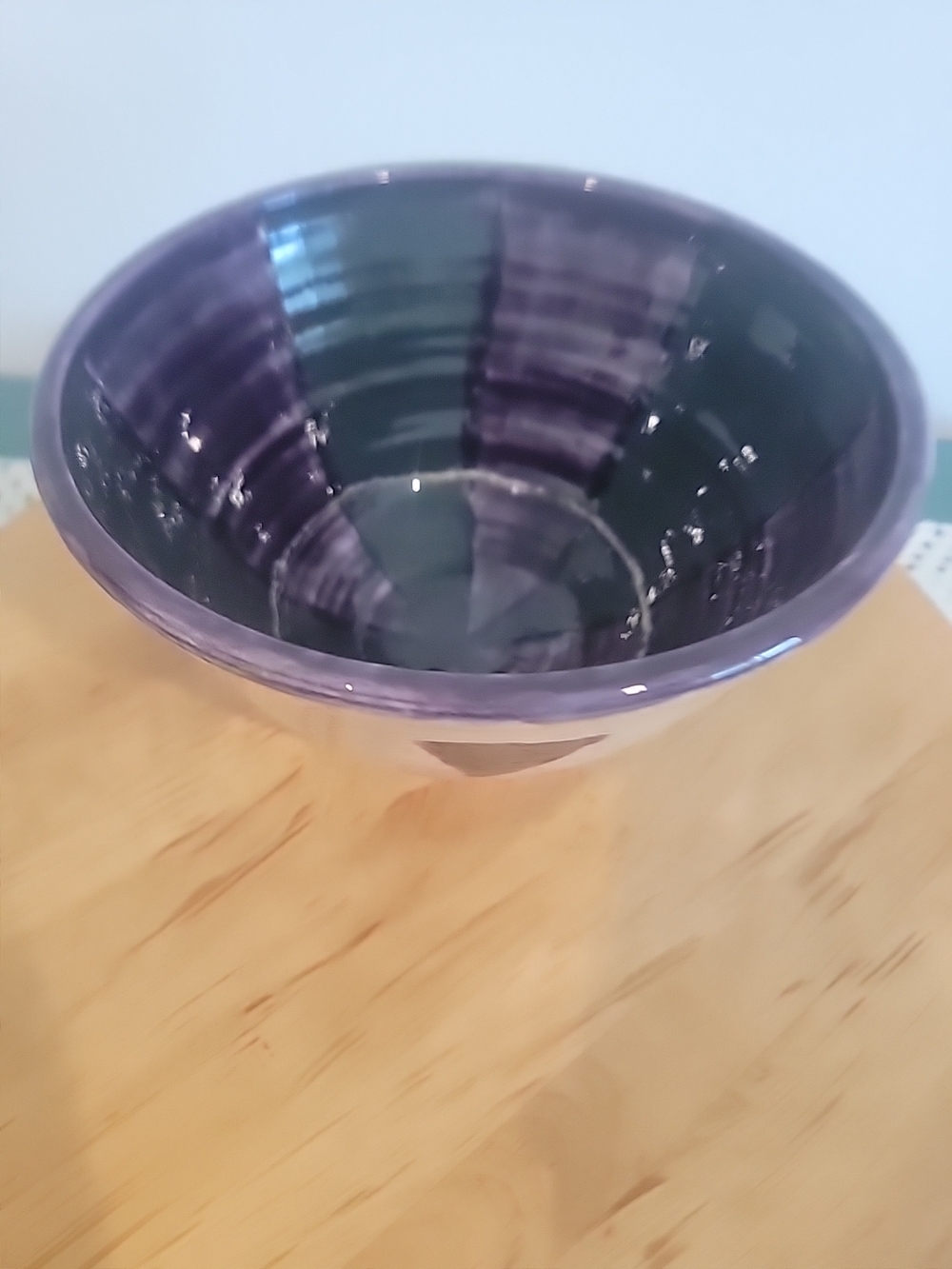 Studio Art Pottery Glazed Decorative Bowl Signed Cream Color w/ Mauve Triangles - Picture 9 of 10